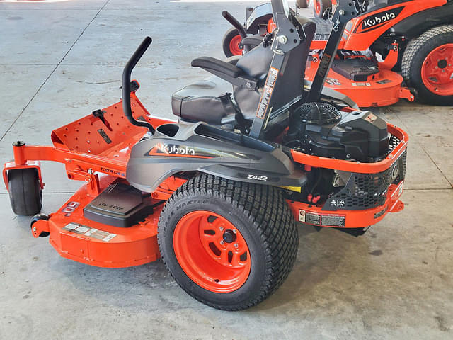 Image of Kubota Z422 equipment image 3