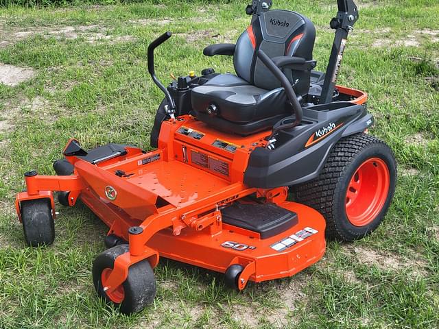 Image of Kubota Z422 equipment image 2