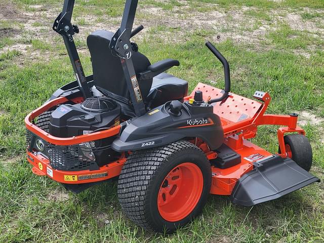 Image of Kubota Z422 equipment image 3