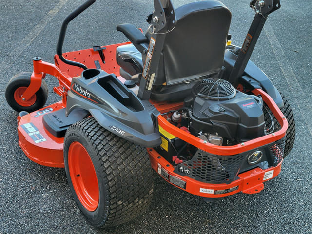 Image of Kubota Z422 equipment image 3