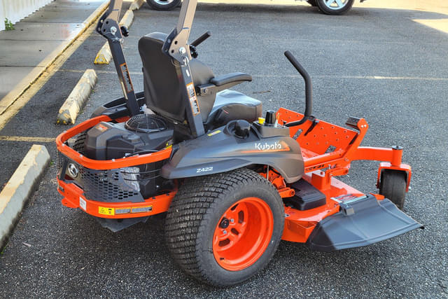 Image of Kubota Z422 equipment image 2