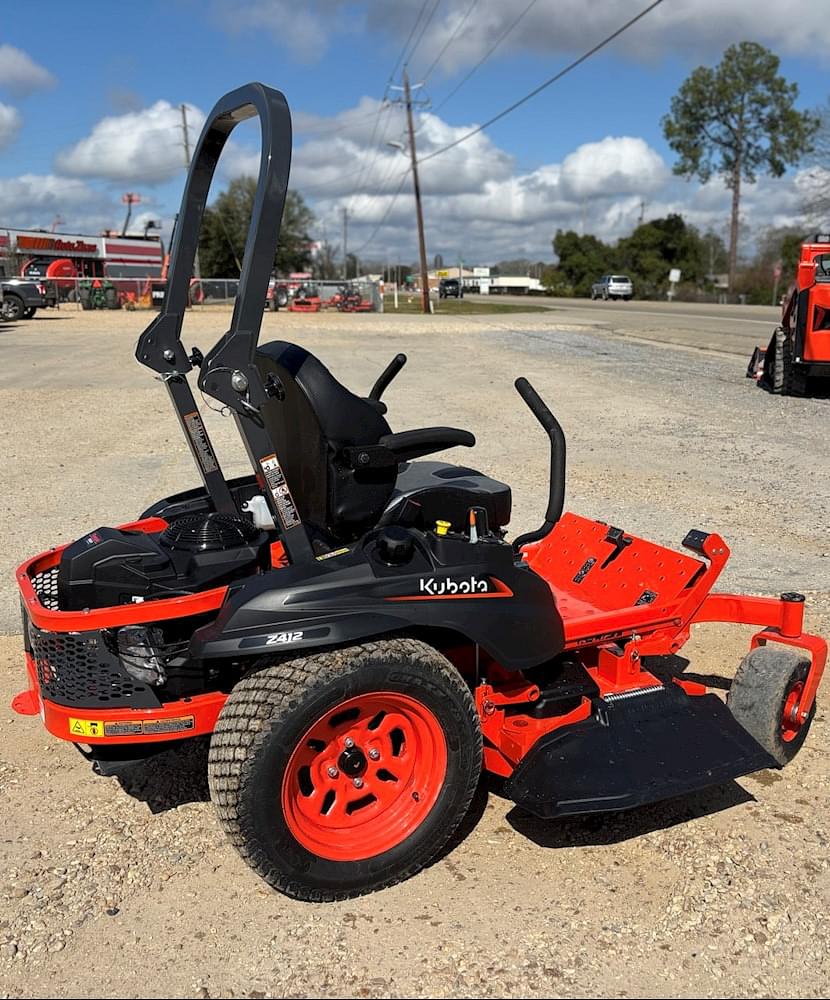 Image of Kubota Z412KW Image 1