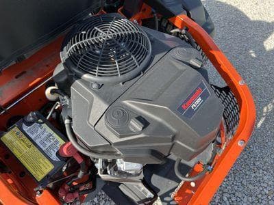 Image of Kubota Z421 equipment image 4