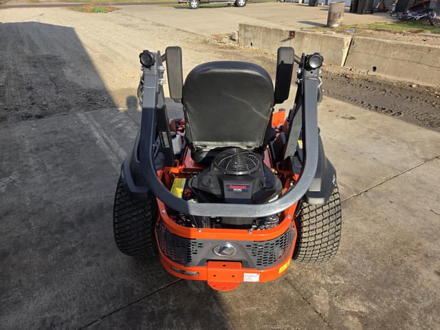 Image of Kubota Z421 equipment image 3