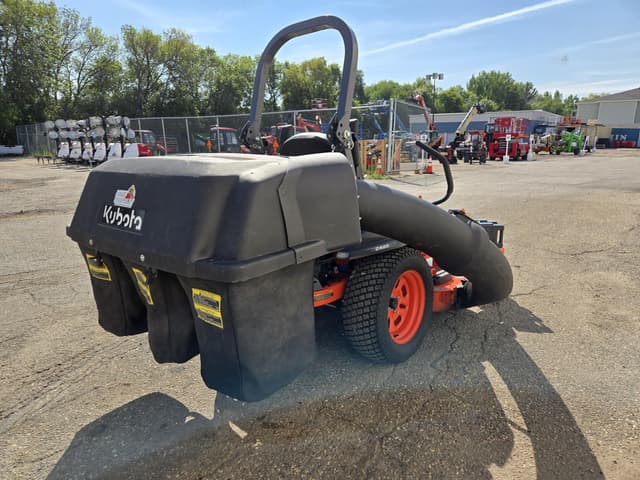 Image of Kubota Z422 equipment image 4