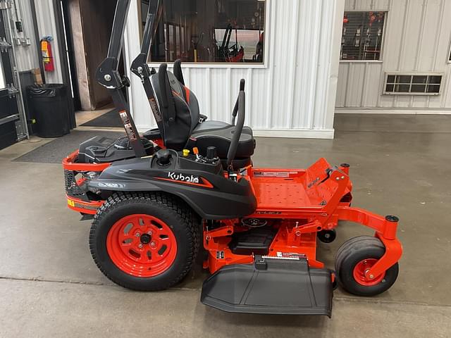 Image of Kubota Z422 equipment image 1