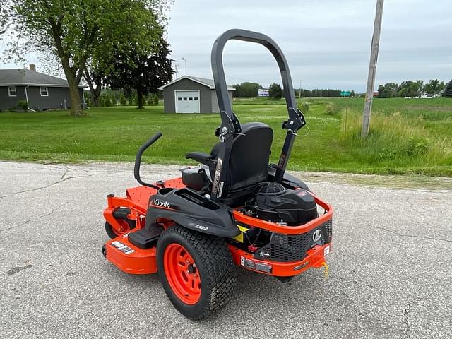 Image of Kubota Z422 equipment image 4