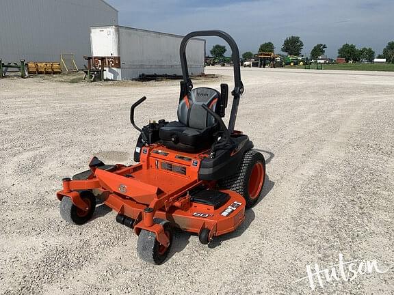 Image of Kubota Z422 equipment image 2