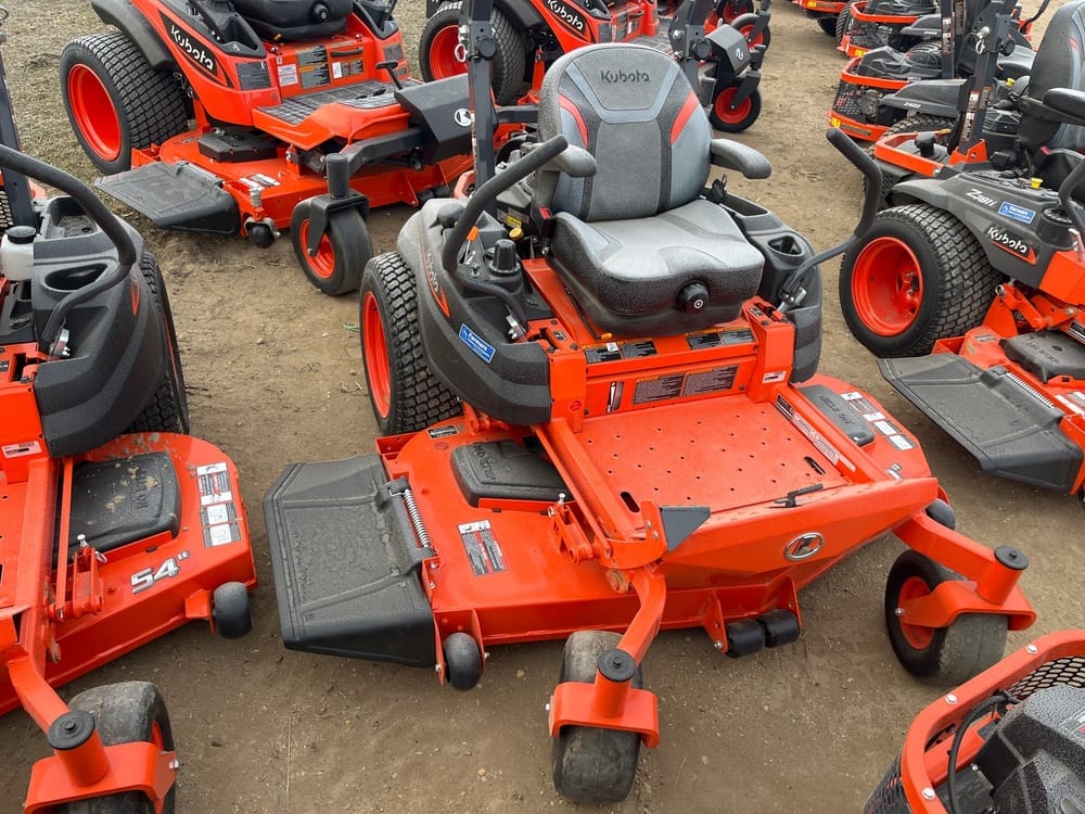 2024 Kubota Z422 Equipment Image0