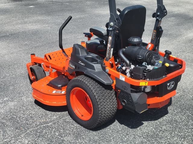 Image of Kubota Z781KWTI-60 equipment image 4