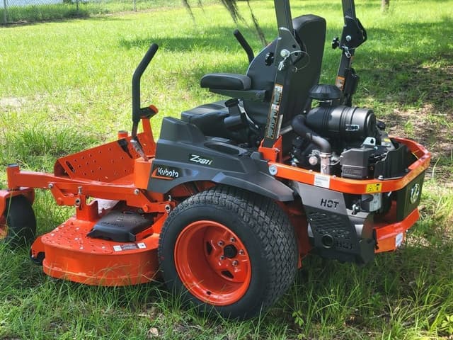 Image of Kubota Z781i equipment image 4