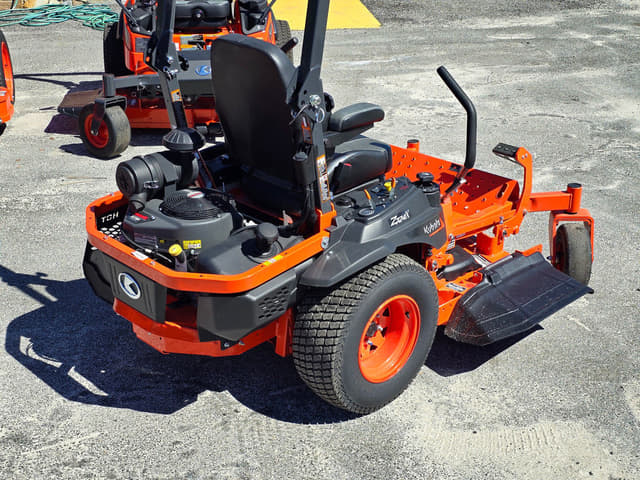 Image of Kubota Z724XKWNC-48 equipment image 3