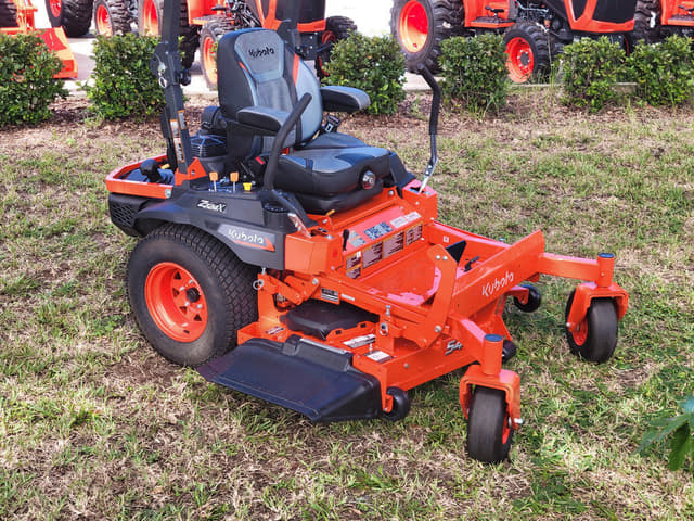 Image of Kubota Z724XKWNC-54 equipment image 2