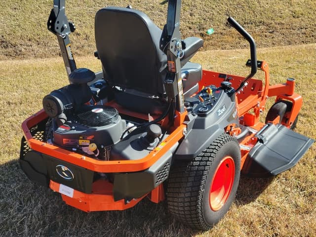 Image of Kubota Z724XKWNC-54 equipment image 3