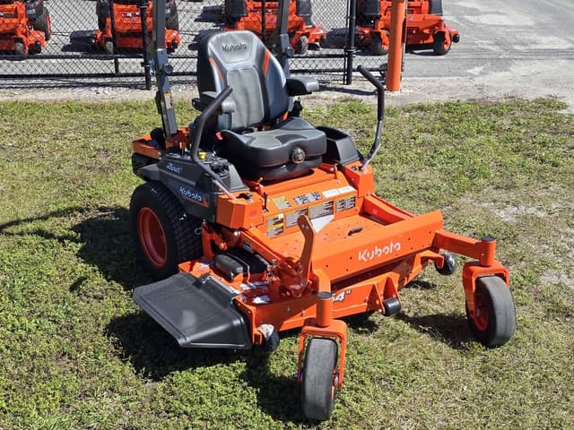 Image of Kubota Z724XKWNC-54 equipment image 2