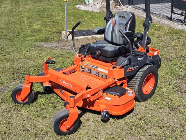 Image of Kubota Z724XKWNC-54 equipment image 1