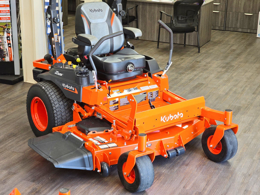 2026 Kubota Z725KH-3-60 Equipment Image0