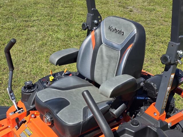 Image of Kubota Z725KH-3-60 equipment image 4