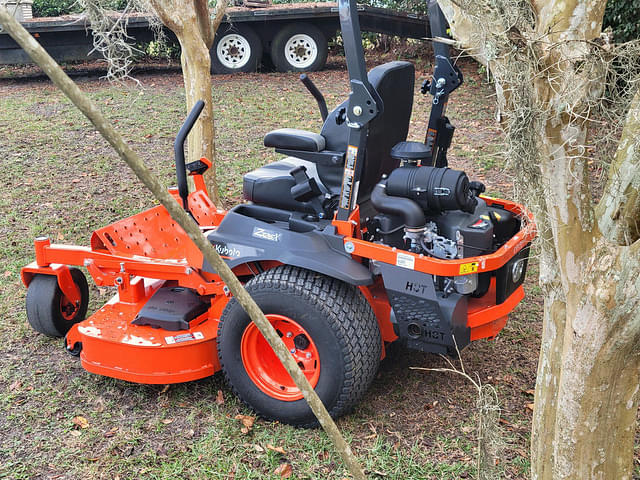 Image of Kubota Z726XKW equipment image 2