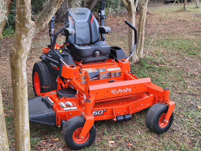 Image of Kubota Z726XKWNC-60 equipment image 1