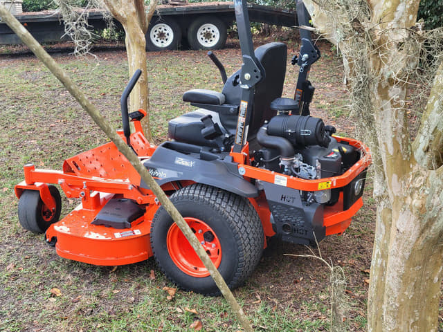 Image of Kubota Z726XKWNC-60 equipment image 2