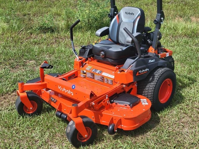 Image of Kubota Z726XKWNC-60 equipment image 1
