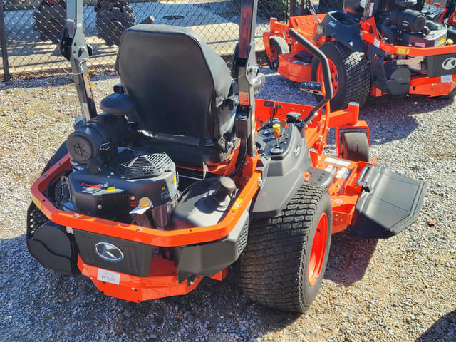 Image of Kubota Z726XKW-3-60 equipment image 3