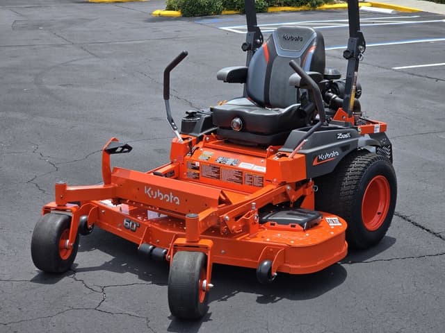 Image of Kubota Z726XKWNC-60 equipment image 1