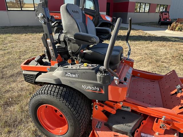 Image of Kubota Z726X equipment image 1