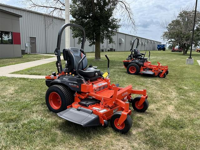 Image of Kubota Z726X equipment image 2