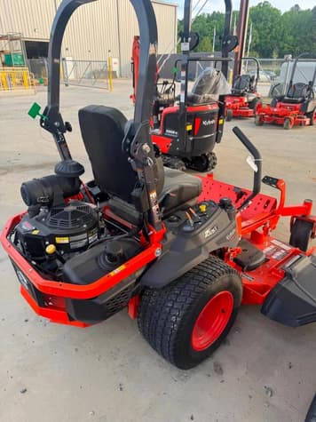 Main image Kubota Z726X