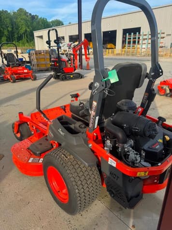 Main image Kubota Z726X