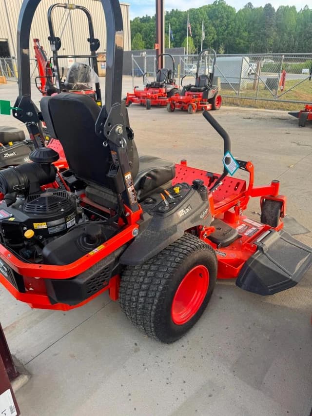 Image of Kubota Z726X equipment image 2