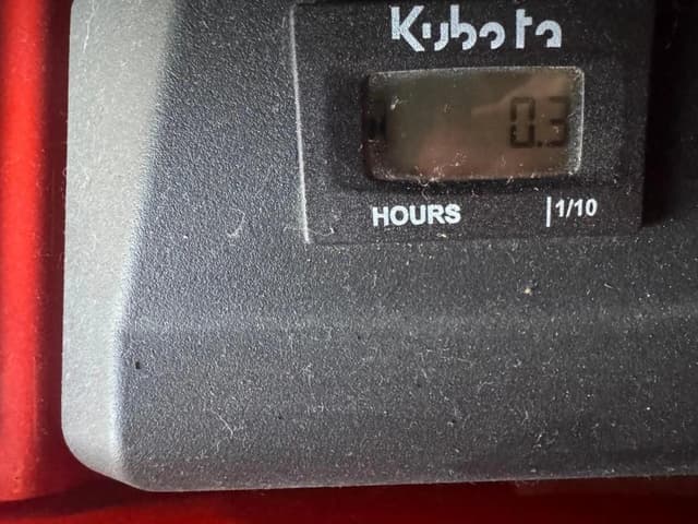 Image of Kubota Z726XKWNC-60 equipment image 4