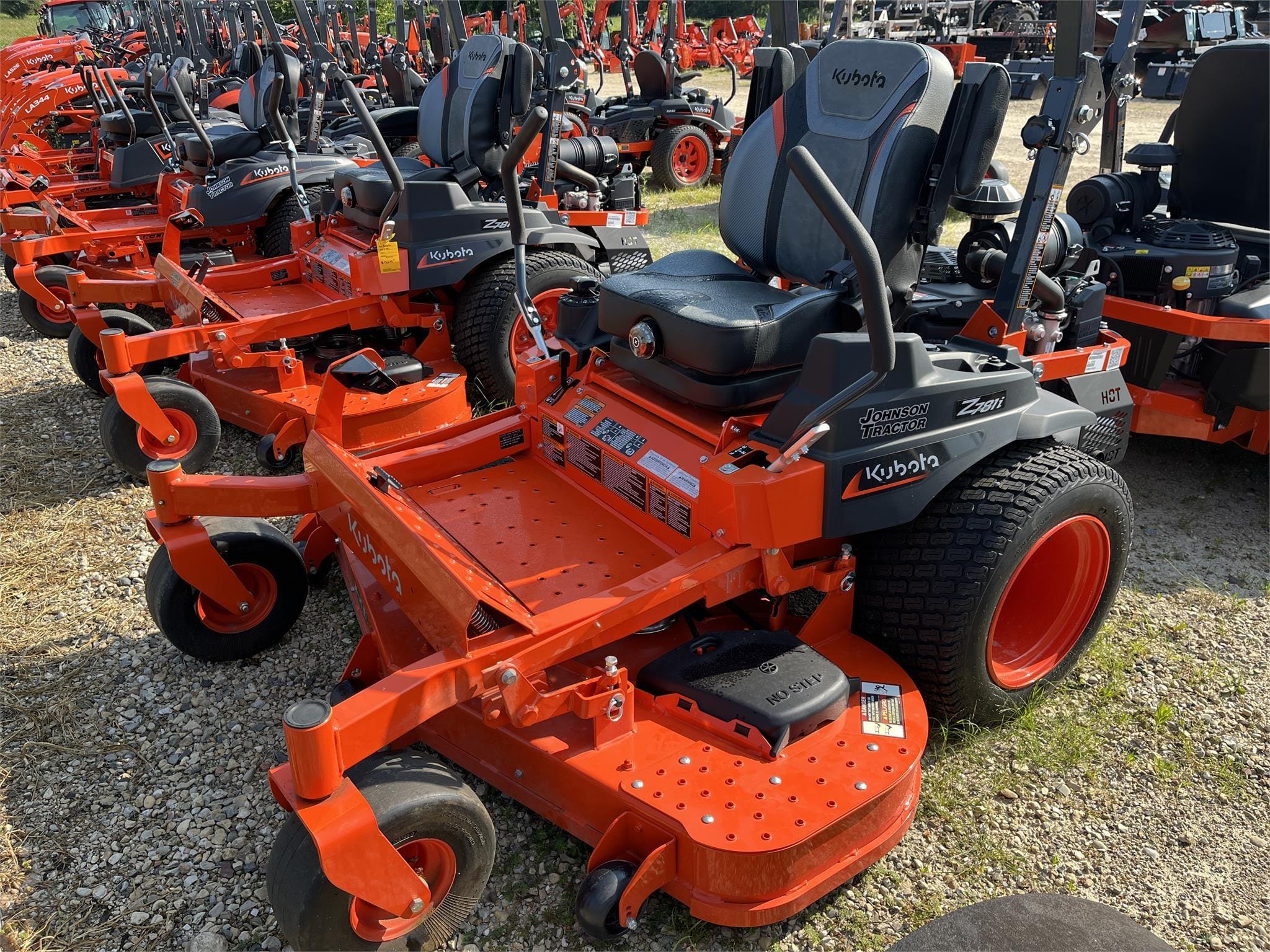 2024 Kubota Z781KWi-60 Equipment Image0