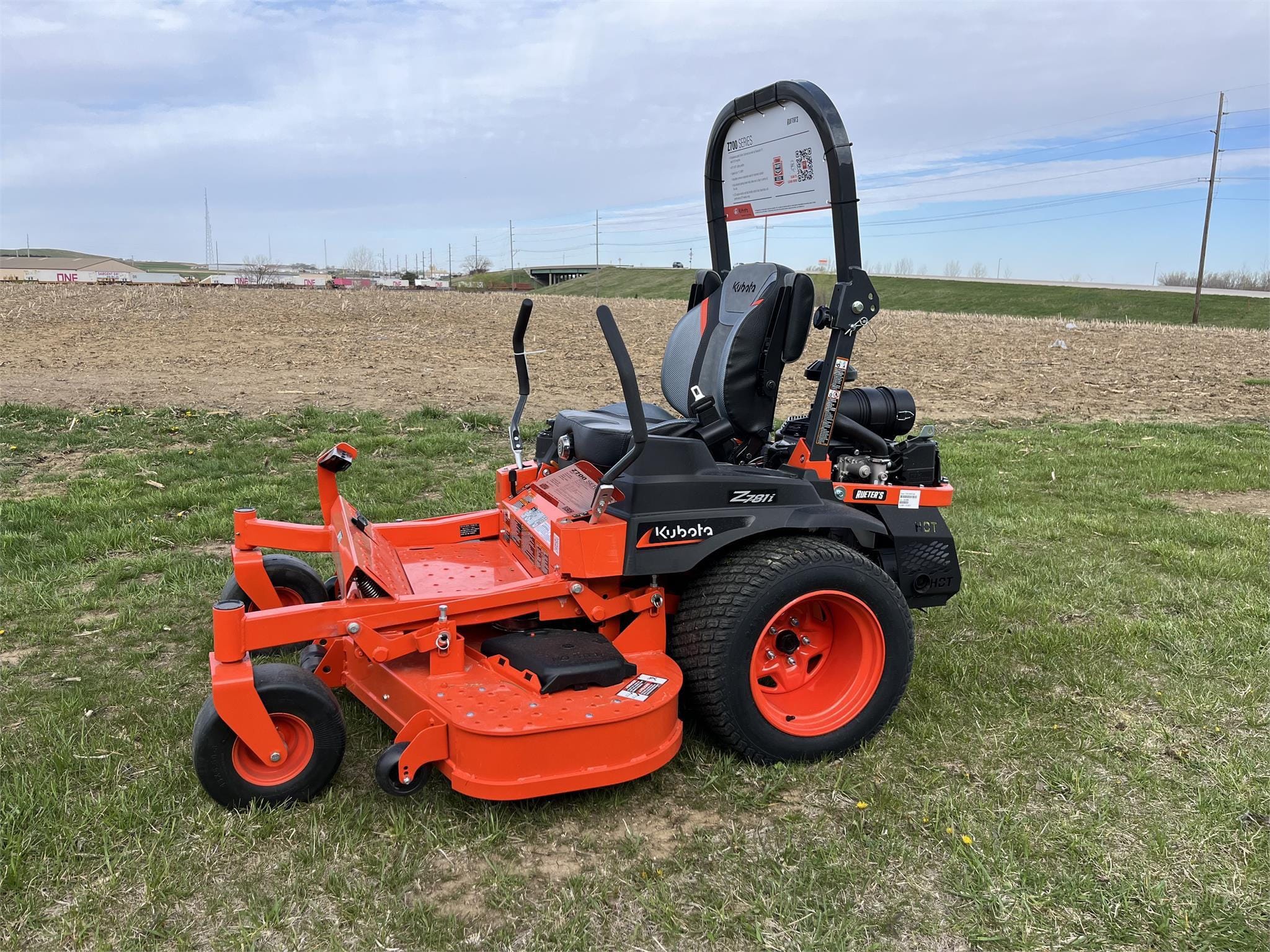 2024 Kubota Z781i Equipment Image0