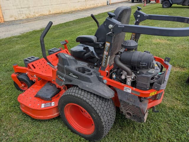 Image of Kubota Z781KWTI-60 equipment image 4
