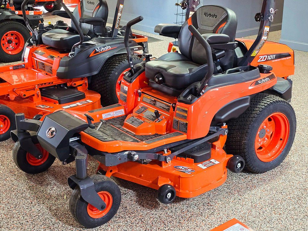 Image of Kubota ZD1011 Primary image