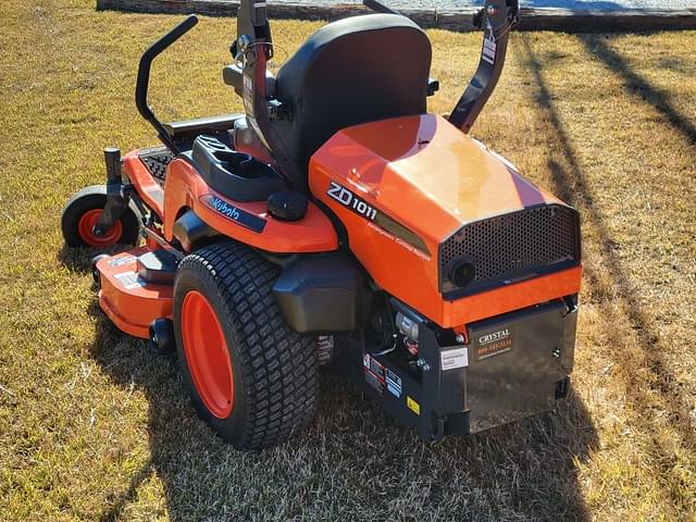 Image of Kubota ZD1011 equipment image 3