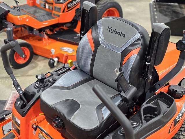 Image of Kubota ZD1021 equipment image 4