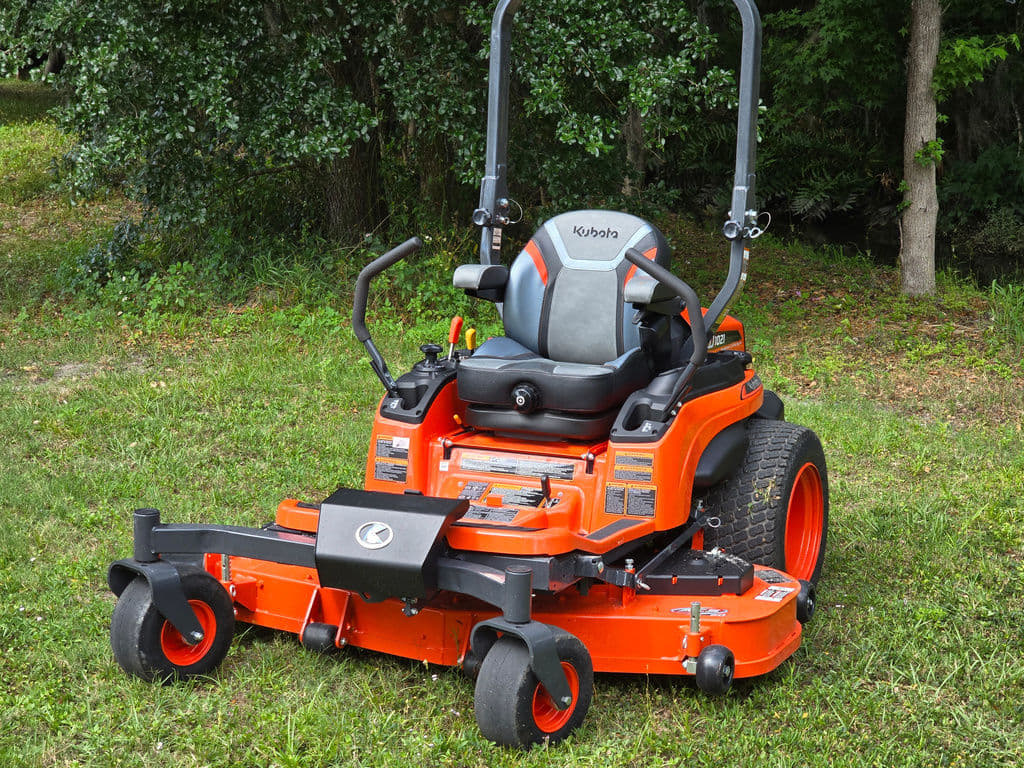 Image of Kubota ZD1021 Primary image