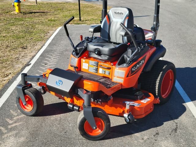 Image of Kubota ZD1211-3-60 equipment image 3