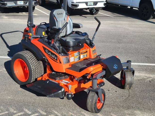 Image of Kubota ZD1211-3-60 equipment image 2