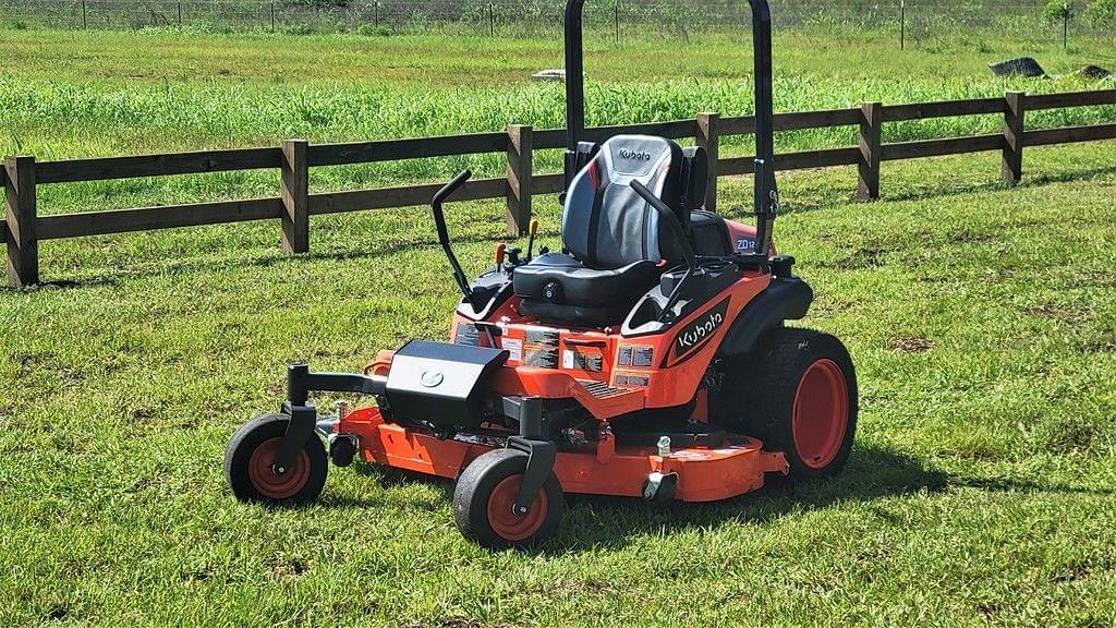 Image of Kubota ZD1211 Primary image