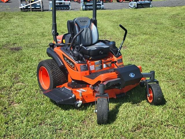 Image of Kubota ZD1211 equipment image 2