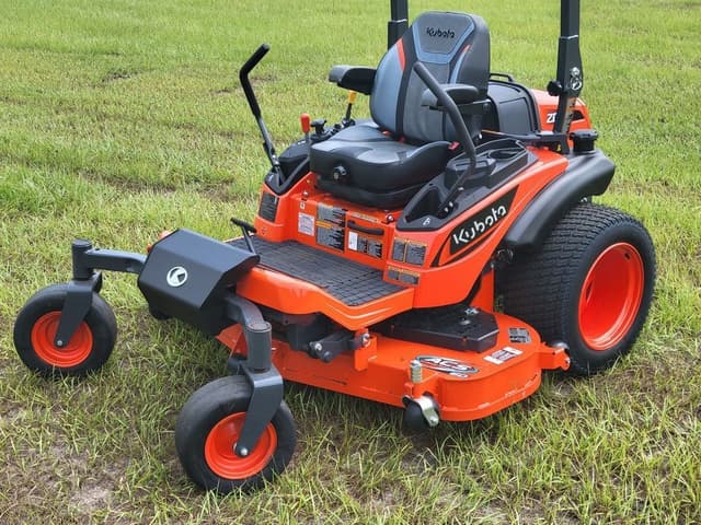 Image of Kubota ZD1211-3-60 equipment image 2
