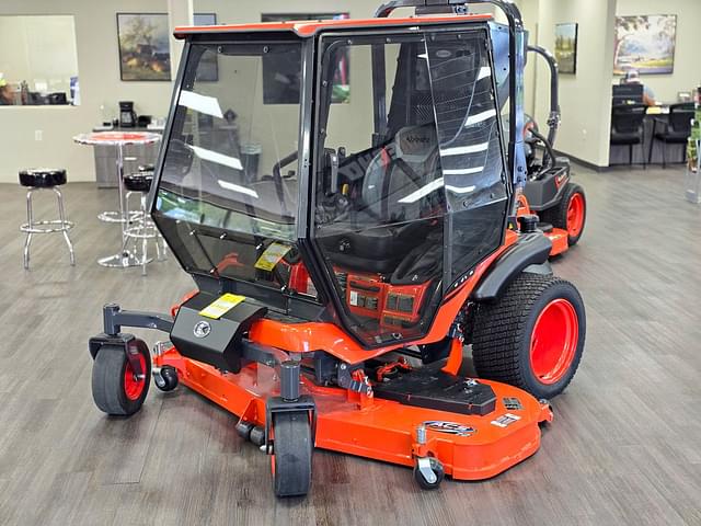 Image of Kubota ZD1211 equipment image 1