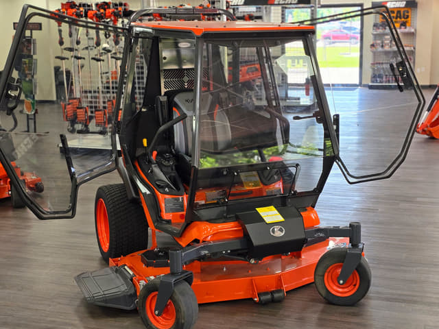 Image of Kubota ZD1211L-3-72 equipment image 4