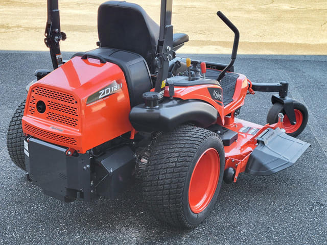Image of Kubota ZD1211L-3-72 equipment image 2