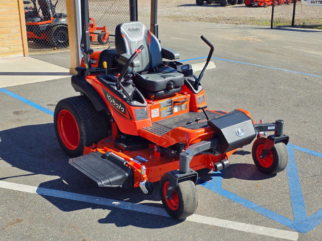 Image of Kubota ZD1211L-3-72 equipment image 2